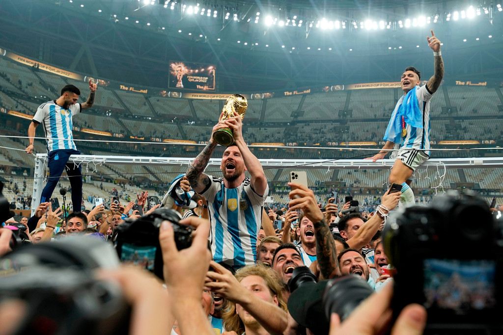 Leo Mesi, Argentina