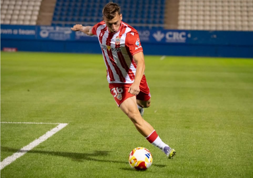 Perović dok je nastupao za Almeriju - foto: UD Almeria Perović dok je nastupao za Almeriju - foto: UD Almeria