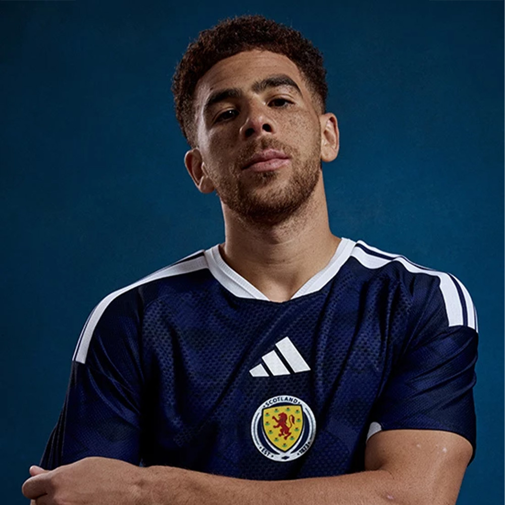 Che Adams